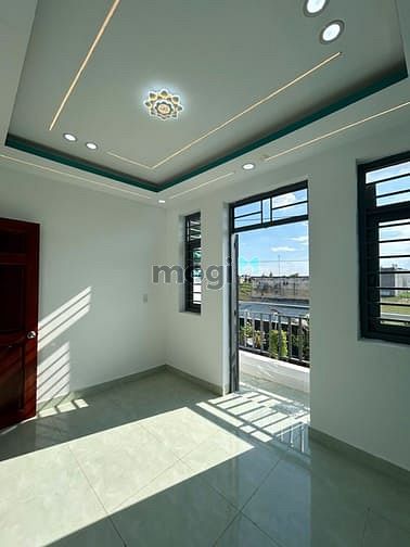 Hình ảnh 685TR-Góc 2MT, Đường Ô Tô 5m, KDC. Tiện ích, Chợ, trường học,.Hóc Môn