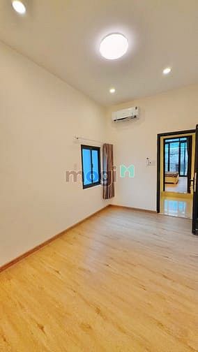 Hình ảnh Hẻm Ba Gác - Cạnh Mặt Tiền Nguyễn Duy Dương Quận 10 32M2 2 Tầng 6 Tỷ 5