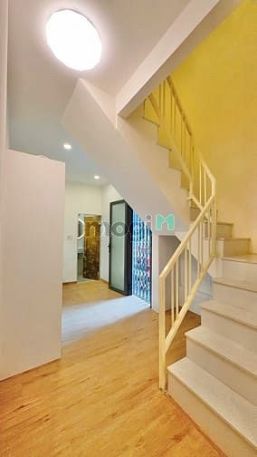 Hình ảnh Hẻm Ba Gác - Cạnh Mặt Tiền Nguyễn Duy Dương Quận 10 32M2 2 Tầng 6 Tỷ 5