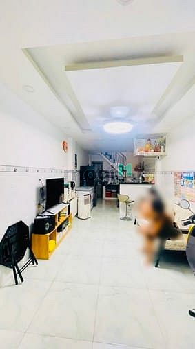 Hình ảnh HXH Cách 3 Căn - 391 Trần Hưng Đạo Quận 1 33M2 2 Tầng - 4 Tỷ 95