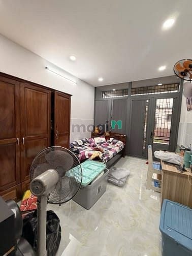 Hình ảnh Bán Nhà Quận 10 52M2 3 Tầng 3 PN - 8 Tỷ 9