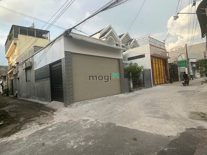 Hình ảnh Bán căn góc 2 mặt tiền khu giáo viên Tam Hiệp- đường 6m ô tô né nhau