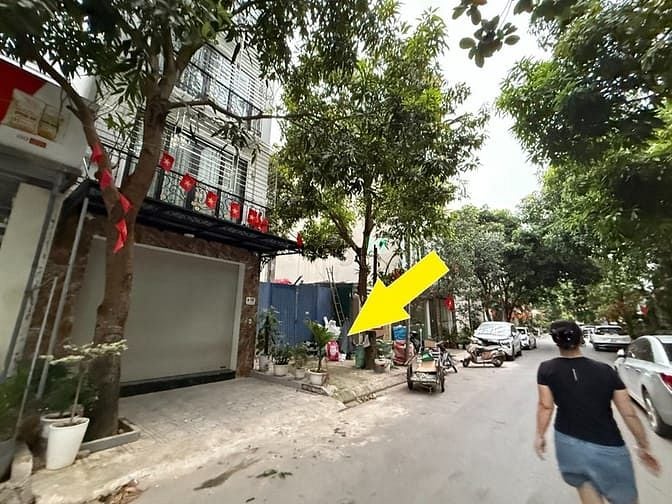 Hình ảnh Bán Gấp Lô Đất Vàng 83 m2 -Gần Cổng KCN, Sát Biển Hải Xuân -Chỉ 1,61 T