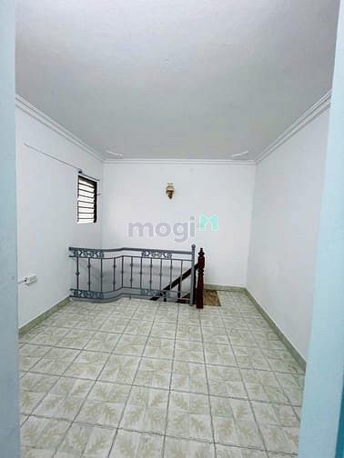 Hình ảnh Bán nhanh nhà ngõ Ngọc Thuỵ, giá 8.2 tỷ, 47m2x3T, thiện chí bán