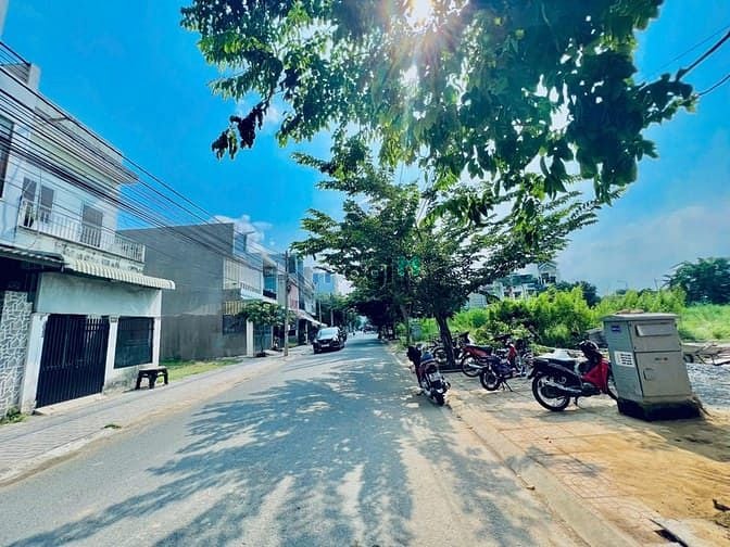 Hình ảnh Đất bán P.Quang Vinh 100m2 vị trí 2 Nguyễn Du thông sang Mega 4,68 tỷ