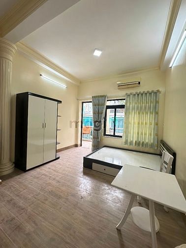 Hình ảnh Studio mới keng ban công, cửa sổ full nội thất rộng 30m2 ngay sân bay