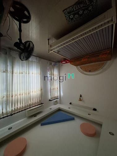 Hình ảnh Nhà 3,5 tấm 4×16 sẵn nội thất,4pn,5wc khu tên lửa