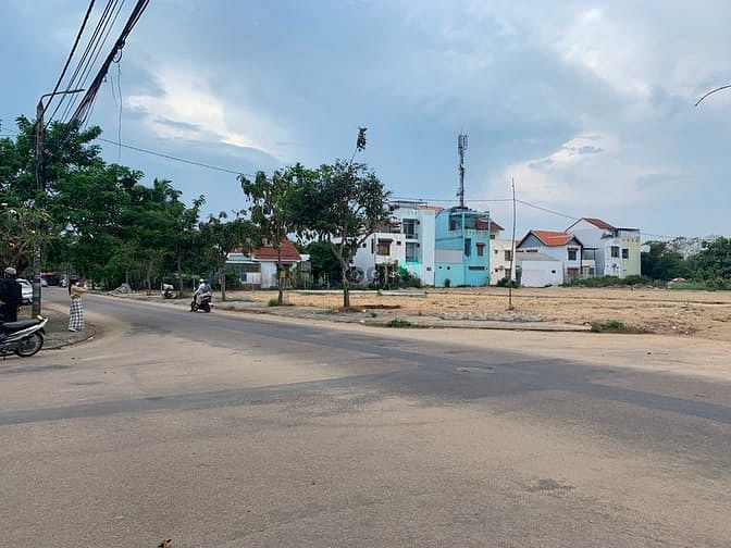 Hình ảnh Bán đất xây khách sạn ngang 14m đang cho thuê 70tr/tháng. Trung tâm