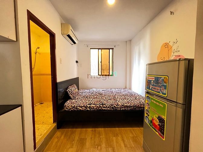 Hình ảnh Cho thuê studio full nội thất cửa sổ lớn quận 1