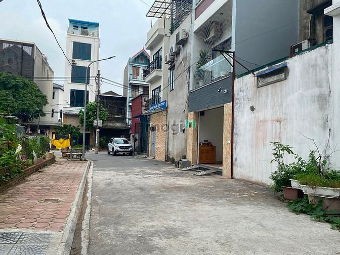 Hình ảnh Bán 40.3m2 đất thổ cư Kiêu Kỵ , Gia Lâm đường ô tô , sát vinhomes