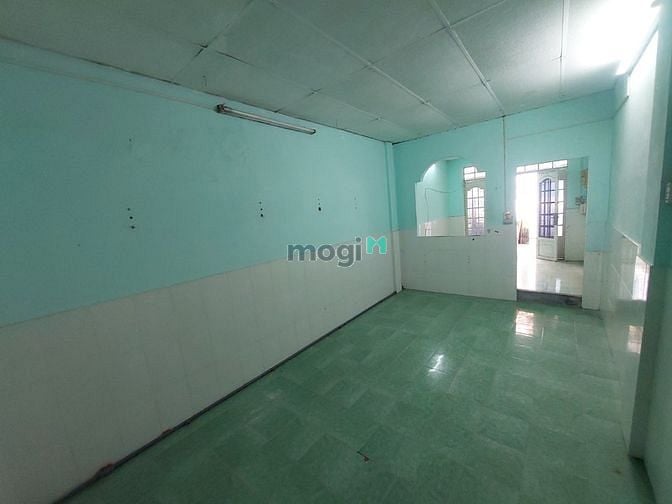 Hình ảnh Hàng hiếm, Chợ Thủ Đức, chỉ hơn 2 tỷ có nhà 50m2, shr,kqh