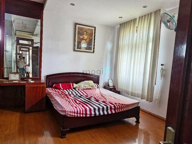 Hình ảnh Bán Đất Tặng Nhà Cấp 4 Tại Trung Tâm Linh Trung, DT 170M2, Giá Nhỉnh 9
