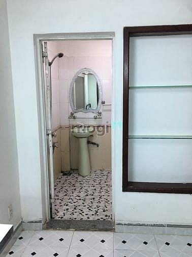 Hình ảnh Cho thuê phòng máy lạnh full nội thất