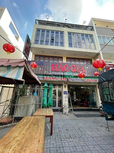 Hình ảnh Cho thuê nhà mặt tiền đường Tên Lửa Sử dụng 540m2 ngang 9m