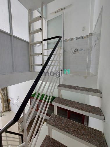 Hình ảnh Bán nhà gần TTTM AEON MALL Tân phú.