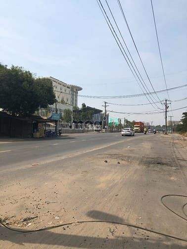 Hình ảnh Bán lô đất 239m2 MT đường D400, sát bên bệnh Viện Ung Bướu Cơ Sở 2