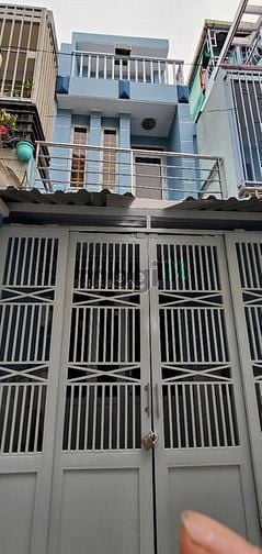 Hình ảnh Cho thuê nhà hẻm 4m 490/ Lý Thái Tổ, Q10