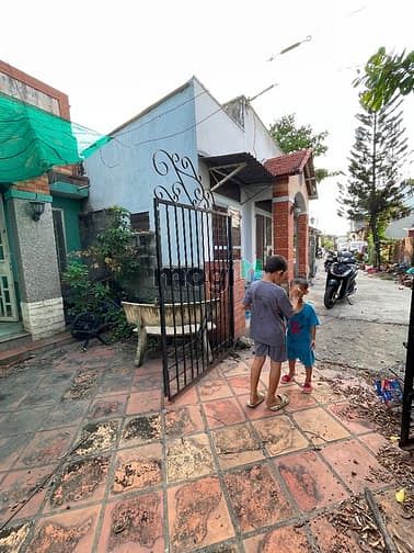 Hình ảnh Nhà ngợp dtich khủng 189m2 Chợ Hóc Môn