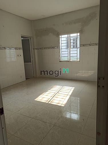 Hình ảnh Cho thuê nhà sát chợ Bình Thành, DT 5.7×21, 116m2