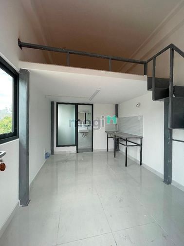 Hình ảnh Duplex siêu rộng, có ban công - ở được 3-4 người