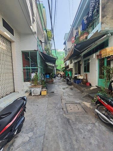 Hình ảnh Cho thuê nhà Âu Cơ , Tân Bình, gần ngã tư Lạc Long Quân
