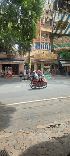 Hình ảnh Cho thuê nhà mặt tiền lãnh bình thăng quận 11
