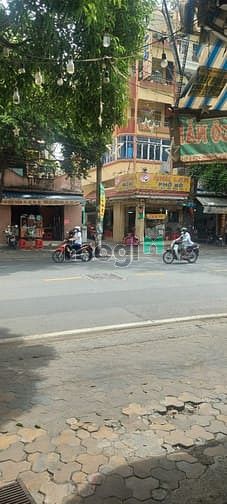 Hình ảnh Nhà đôi mặt tiền lãnh bình Thắng quận 11