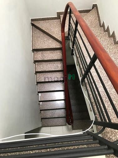 Hình ảnh Cho thuê nhà 2 MT thông thoáng 2 lầu 6 phòng