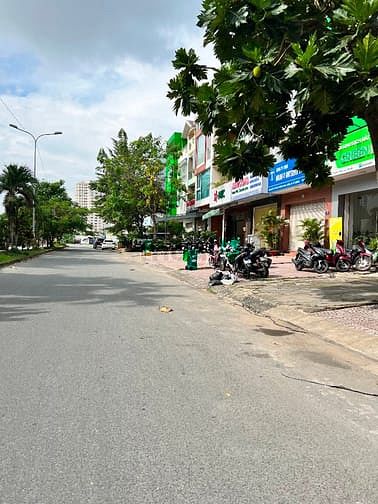 Hình ảnh Sang tên ngay lô đất mặt tiền Trần Lựu, An Phú, quận 2. Giá 3.55 tỷ.