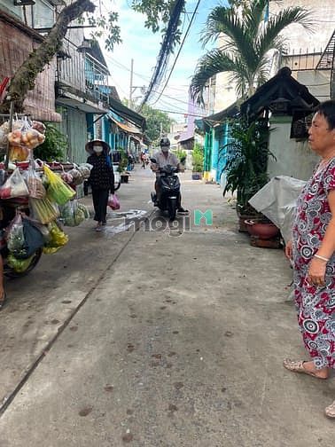 Hình ảnh Nhà gần chợ Lê đình cẩn Tân tạo bình Tân