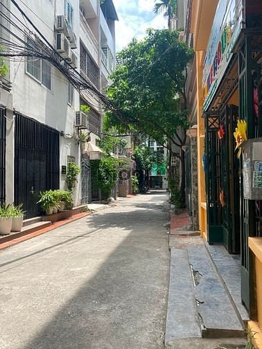 Hình ảnh Bán Gấp Lô Đất - 160m, MT 7.1m - Ngã Tư Sở - Gần Phố, Ngõ Thông - Giá