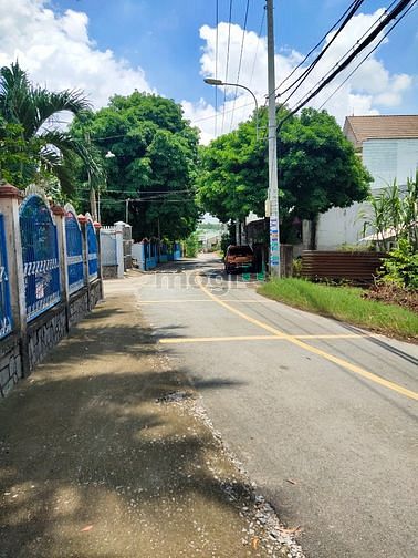 Hình ảnh Đất mặt tiền đường Xuân Thới Đông giá chỉ 35tr/m