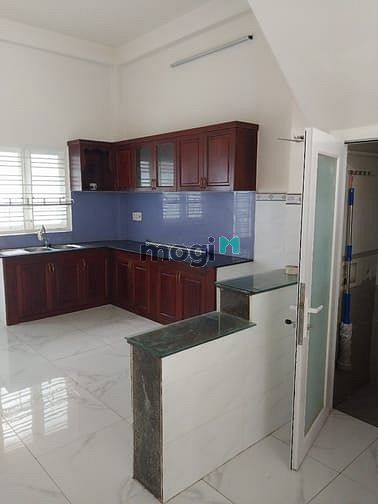 Hình ảnh Cho thuê nhà đẹp nguyên căn gần Tên Lửa