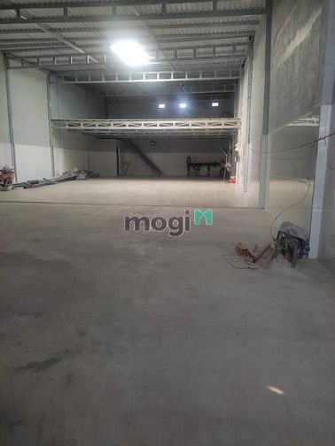 Hình ảnh Kho xưởng 300m2 có lững. Lê Trọng Tấn quận Tân Phú