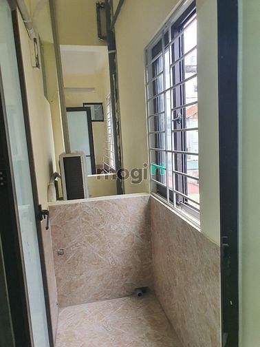 Hình ảnh Cho thuê CCMN phòng 30m2 đường Cổ Nhuế