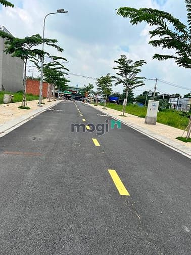 Hình ảnh Cần tiền mở rộng công ty sang lô đất mặt tiền Vườn Lài, quận 12. 65m2.
