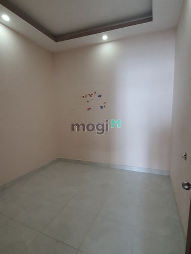 Hình ảnh Cho thuê nguyên căn gần cđ điện lực 2PN. Đường rộng