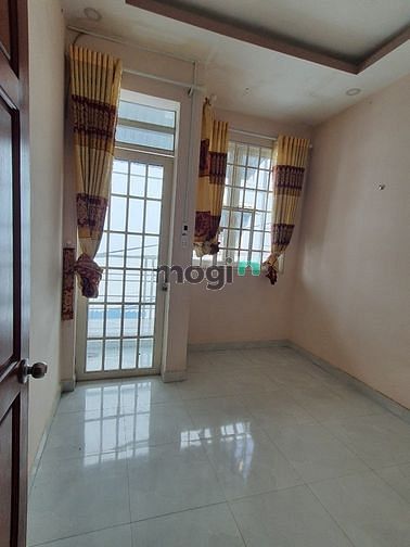 Hình ảnh Cho thuê nguyên căn gần cđ điện lực 2PN. Đường rộng