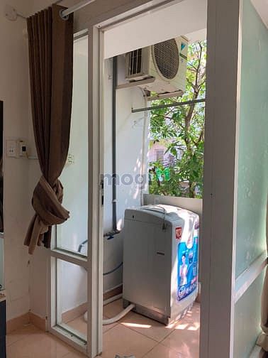 Hình ảnh Phòng ban công 35m2 full nội thất Q7 cạnh Lotte