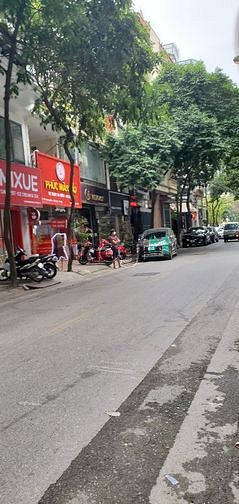 Hình ảnh Cho thuê nhà phố hào nam - cát linh