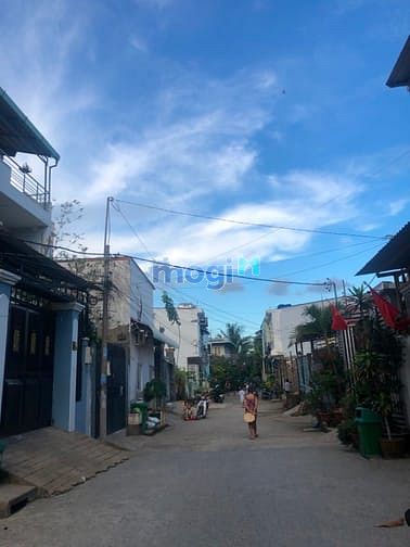 Hình ảnh Cần bán lô đất ngay kdc Lê Văn Lương