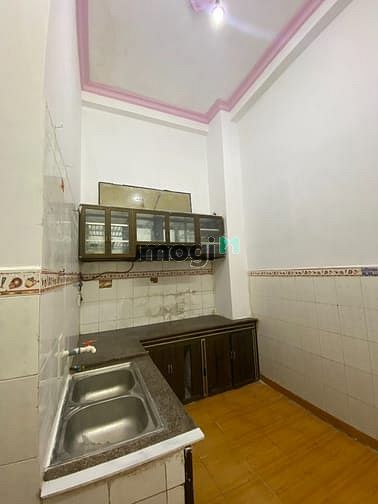 Hình ảnh Nhà nguyên căng 4 PN hẻm quận Tân Bình cần cho thuê