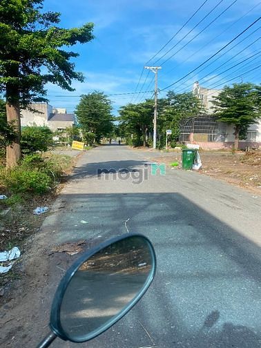 Hình ảnh Bán gấp đất sổ Hồng riêng gần trường học cấp 1-2