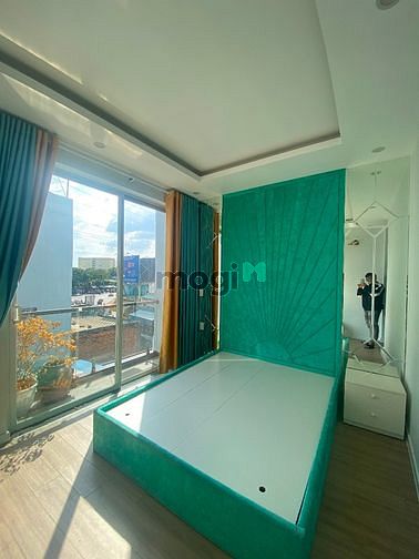 Hình ảnh Cho thuê nguyên tầng 2, 50m2, có ban công,cách sân bay 2km