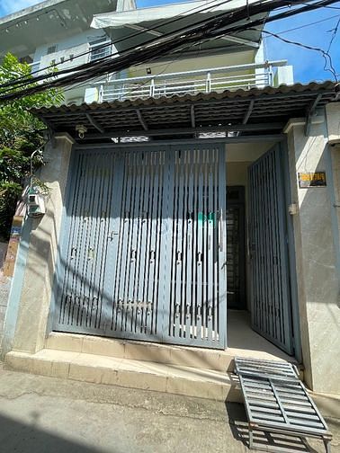 Hình ảnh Cho thuê nhà hẻm, mới nguyên căn.