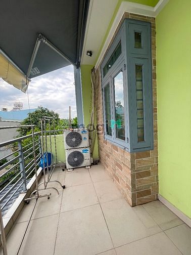 Hình ảnh Cho thuê nhà hẻm, mới nguyên căn.