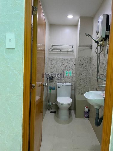 Hình ảnh Cho thuê nhà hẻm, mới nguyên căn.