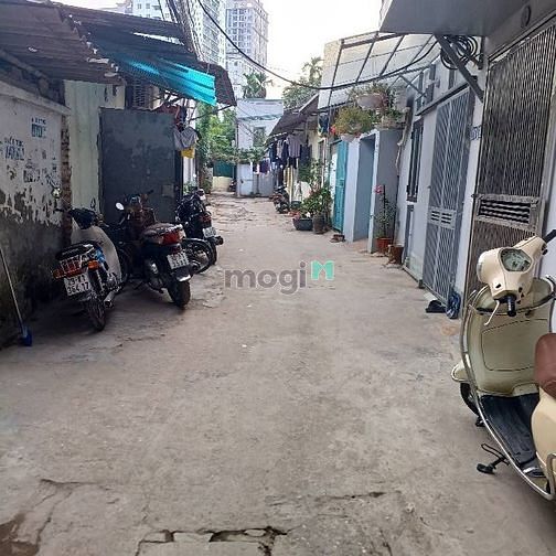 Hình ảnh Bán Đất Phố Lạc Long Quân Tây Hồ. Lô Góc. DT 50M2. Giá 3,5 Tỷ