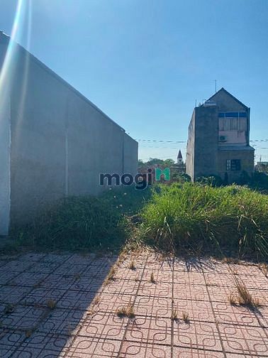 Hình ảnh Chủ Ngộp Gửi Cần Bán Gấp Đất Thổ Cư 100% SHR, KDC Phong Phú