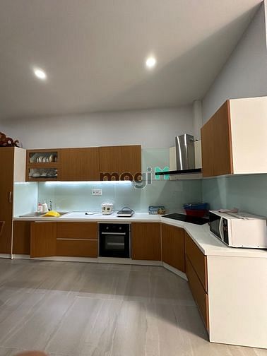 Hình ảnh Siêu phẩm!! Nhà 4 tầng, 80m2, ngang 4.5m, ngay Emart Phan Văn Trị